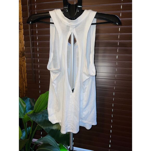 Pink camo Victoria Secret Tank - Picture 2 of 3